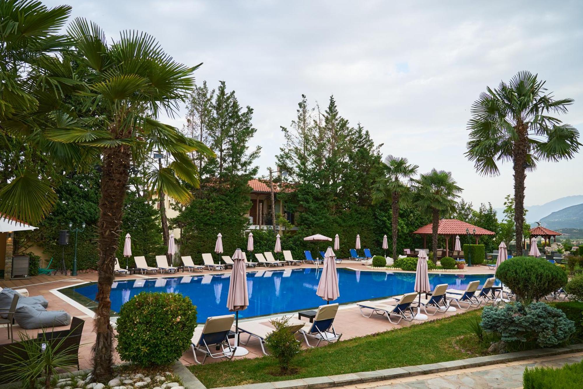 Famissi Sofita 7 Aparthotel Kalambaka Exterior photo
